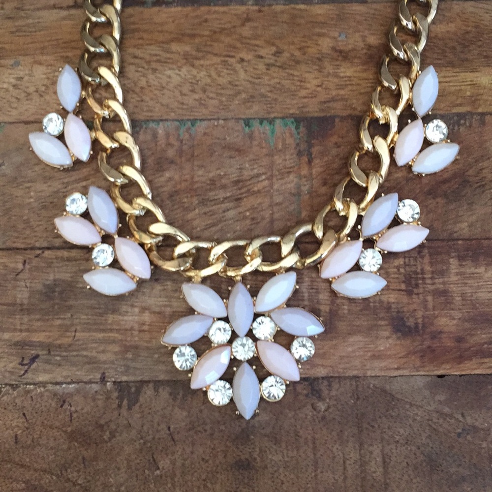 Vivi Gold Pink Statement Necklace
